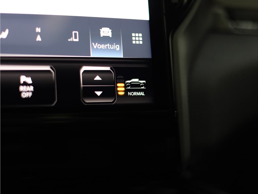 Dodge Ram 1500 2025 3.0L HURRICANE LARAMIE Night Premium thumbnail 31