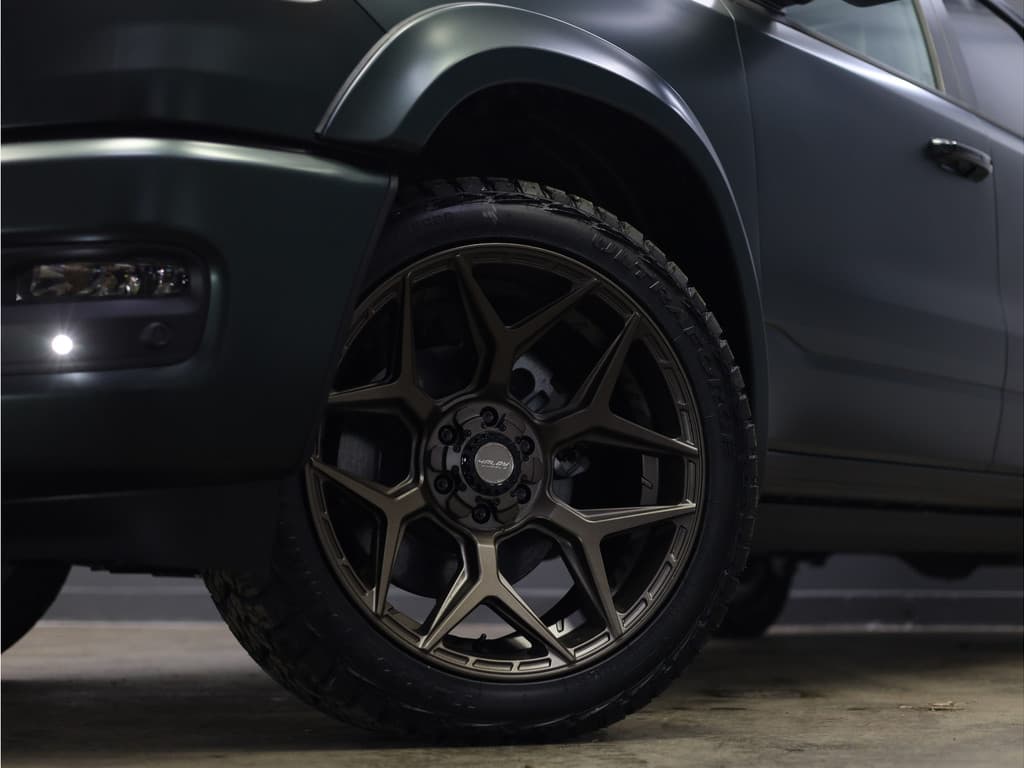 Dodge Ram 1500 2025 3.0L HURRICANE LARAMIE Night Premium thumbnail 37