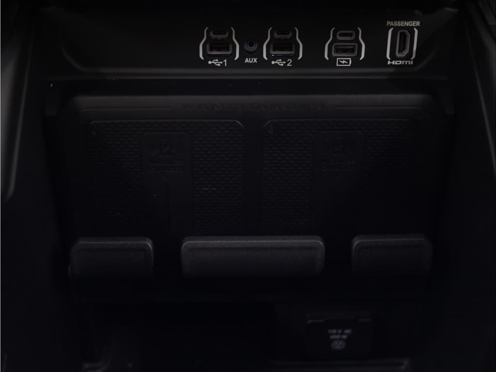 Dodge Ram 1500 2025 3.0L HURRICANE LARAMIE Night Premium thumbnail 51