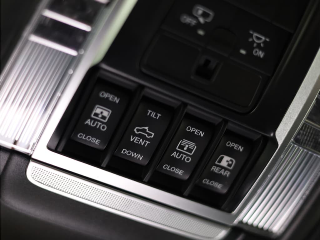 Dodge Ram 1500 2025 3.0L HURRICANE LARAMIE Night Premium thumbnail 52