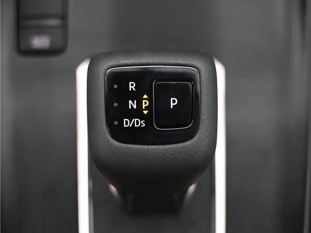 Nissan QASHQAI 1.3 MHEV Xtronic N-Connecta Stoel-/stuur verwarming thumbnail 31