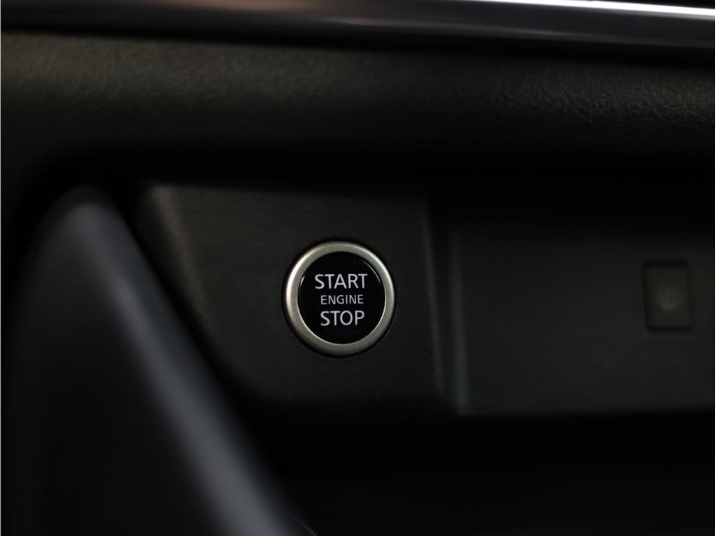 Nissan QASHQAI 1.3 MHEV Xtronic N-Connecta thumbnail 31