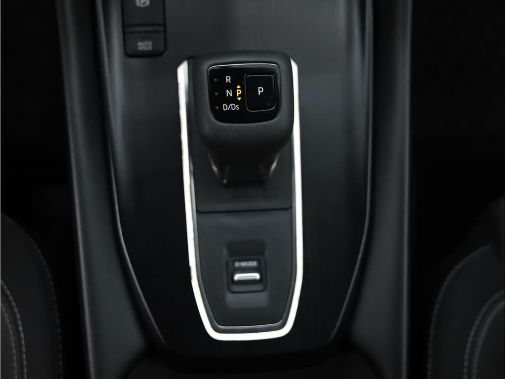 Nissan QASHQAI 1.3 MHEV Xtronic N-Connecta thumbnail 33