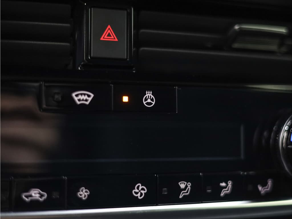 Nissan QASHQAI 1.3 MHEV Xtronic N-Connecta thumbnail 35