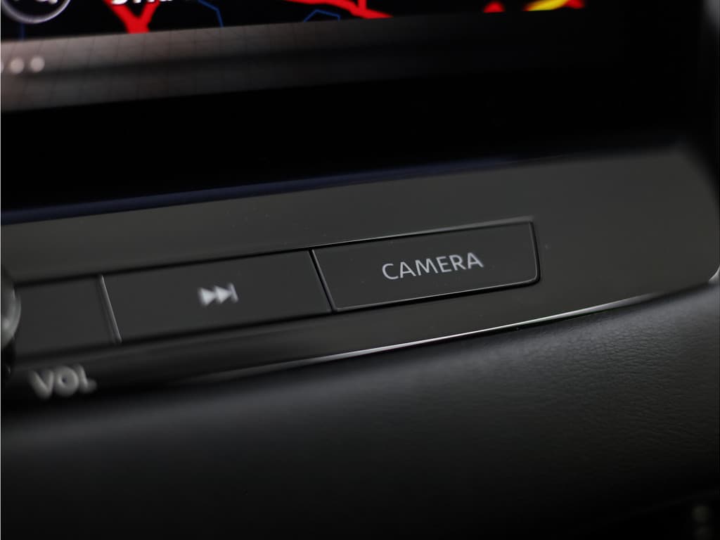 Nissan QASHQAI 1.3 MHEV Xtronic N-Connecta thumbnail 37