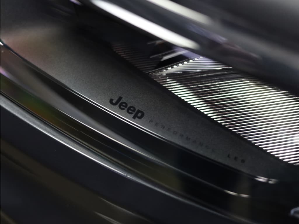 Jeep Compass 4xe 240 Plug-in Hybrid Electric Upland Stoel-/stuur verwarming thumbnail 22