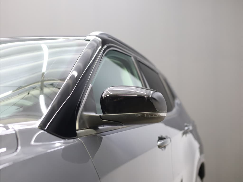 Jeep Compass 4xe 240 Plug-in Hybrid Electric Upland Stoel-/stuur verwarming thumbnail 23