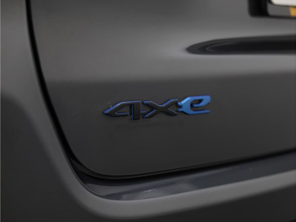 Jeep Compass 4xe 240 Plug-in Hybrid Electric Upland Stoel-/stuur verwarming thumbnail 28