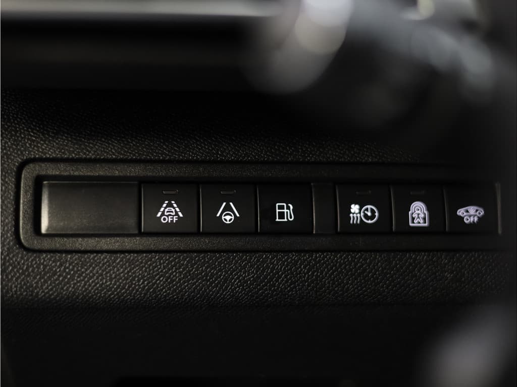 Peugeot 3008 1.6 HYbrid 300 GT Pack thumbnail 31