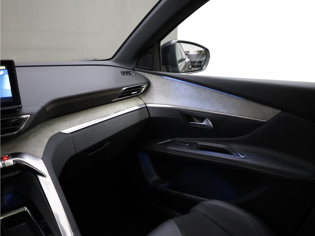 Peugeot 3008 1.6 HYbrid 300 GT Pack thumbnail 41