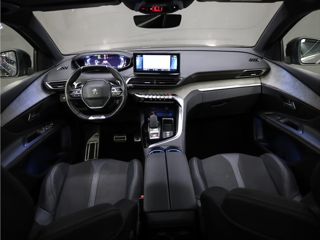 Peugeot 3008 1.6 HYbrid 300 GT Pack thumbnail 8