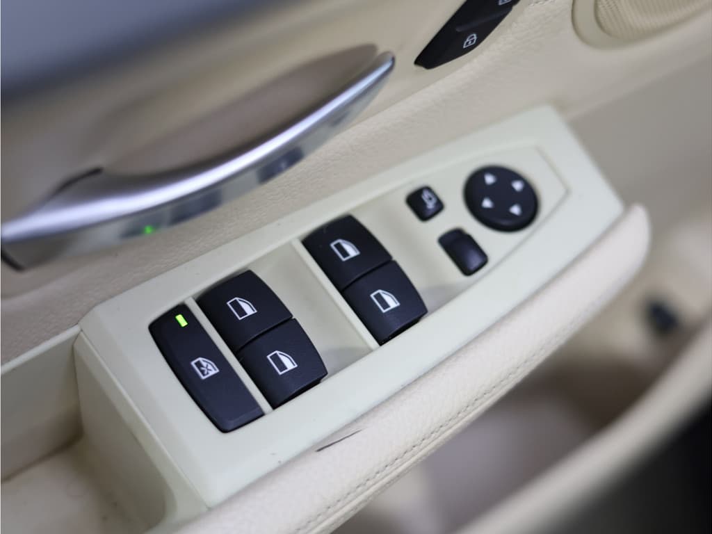 BMW 2 Serie Gran Tourer 216d Centennial High Executive thumbnail 21