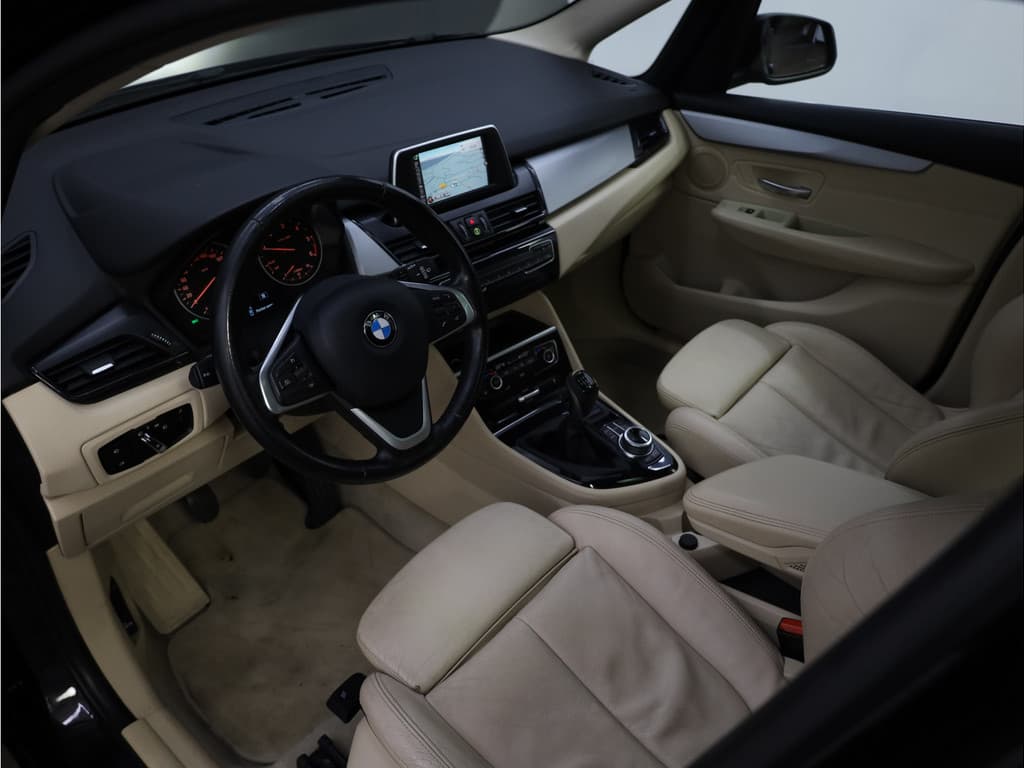 BMW 2 Serie Gran Tourer 216d Centennial High Executive thumbnail 5