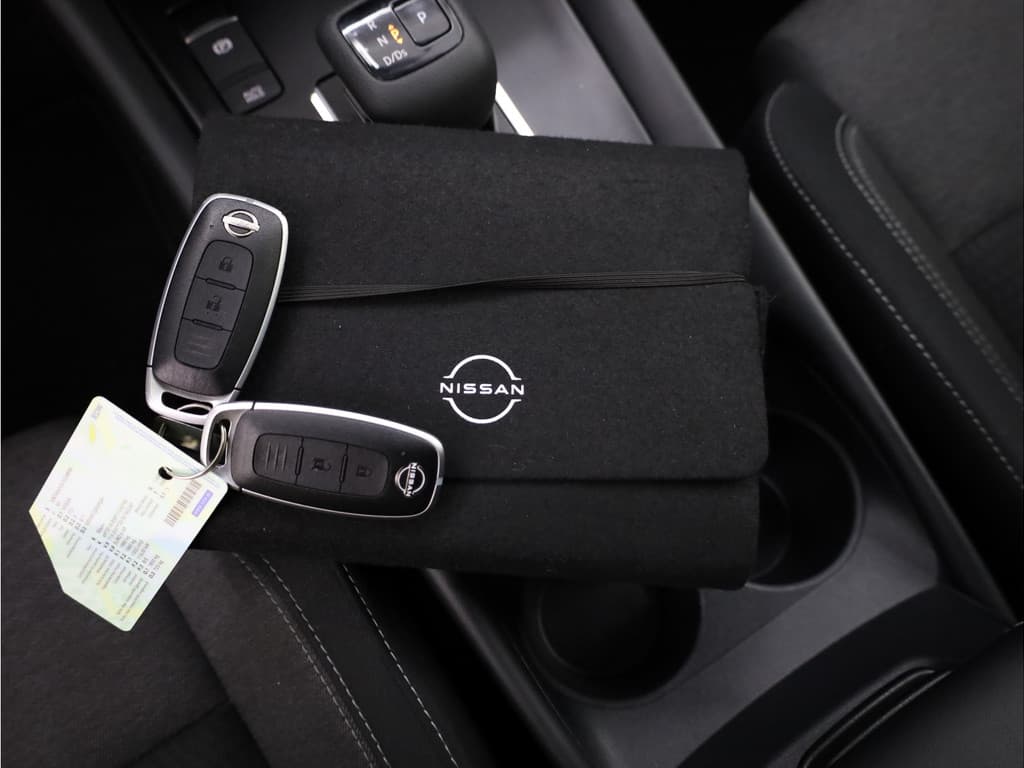 Nissan QASHQAI 1.3 MHEV Xtronic N-Connecta thumbnail 11