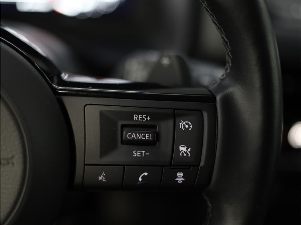 Nissan QASHQAI 1.3 MHEV Xtronic N-Connecta thumbnail 9