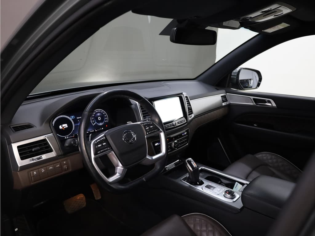 SsangYong Rexton 2.2 e-XDi Sapphire Elegance thumbnail 2