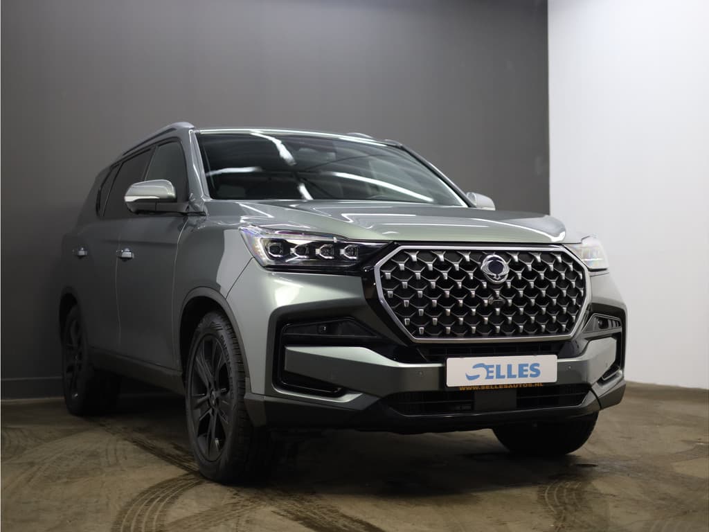 SsangYong Rexton 2.2 e-XDi Sapphire Elegance thumbnail 3