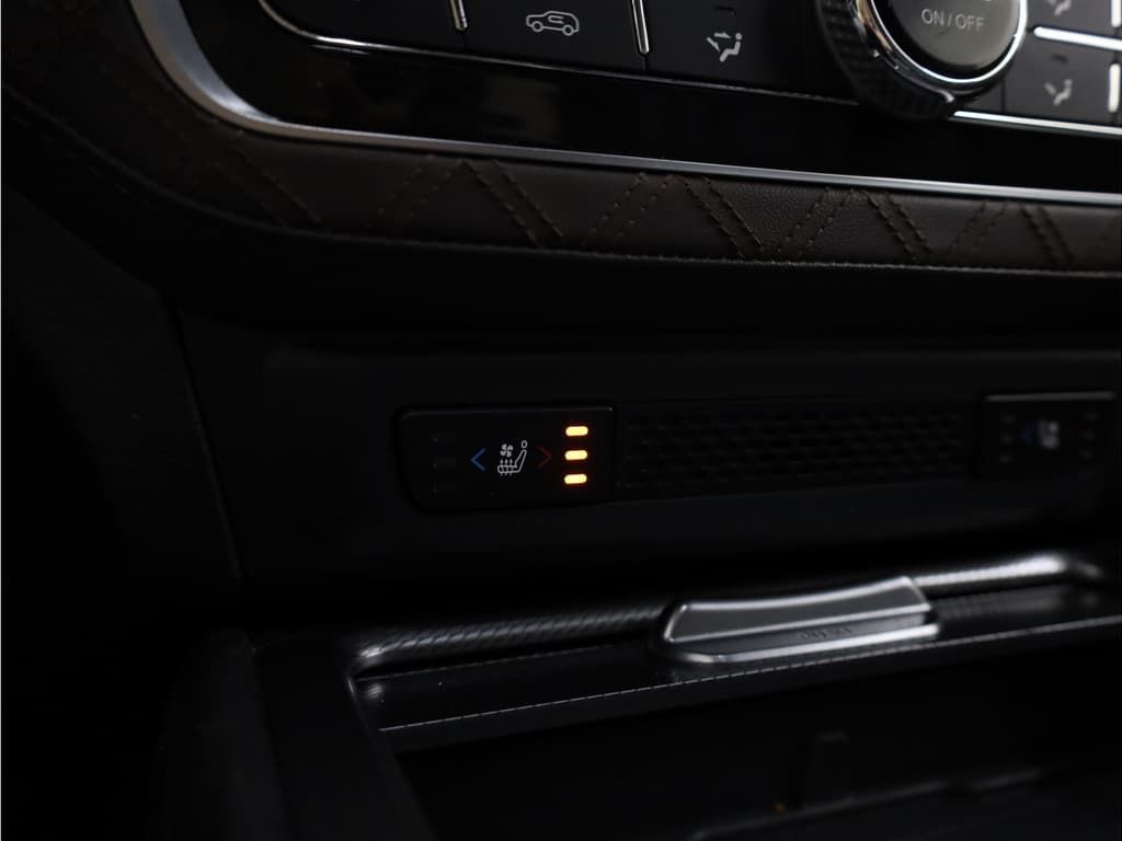 SsangYong Rexton 2.2 e-XDi Sapphire Elegance thumbnail 42