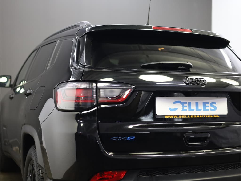 Jeep Compass 4xe 240 Plug-in Hybrid Upland thumbnail 25