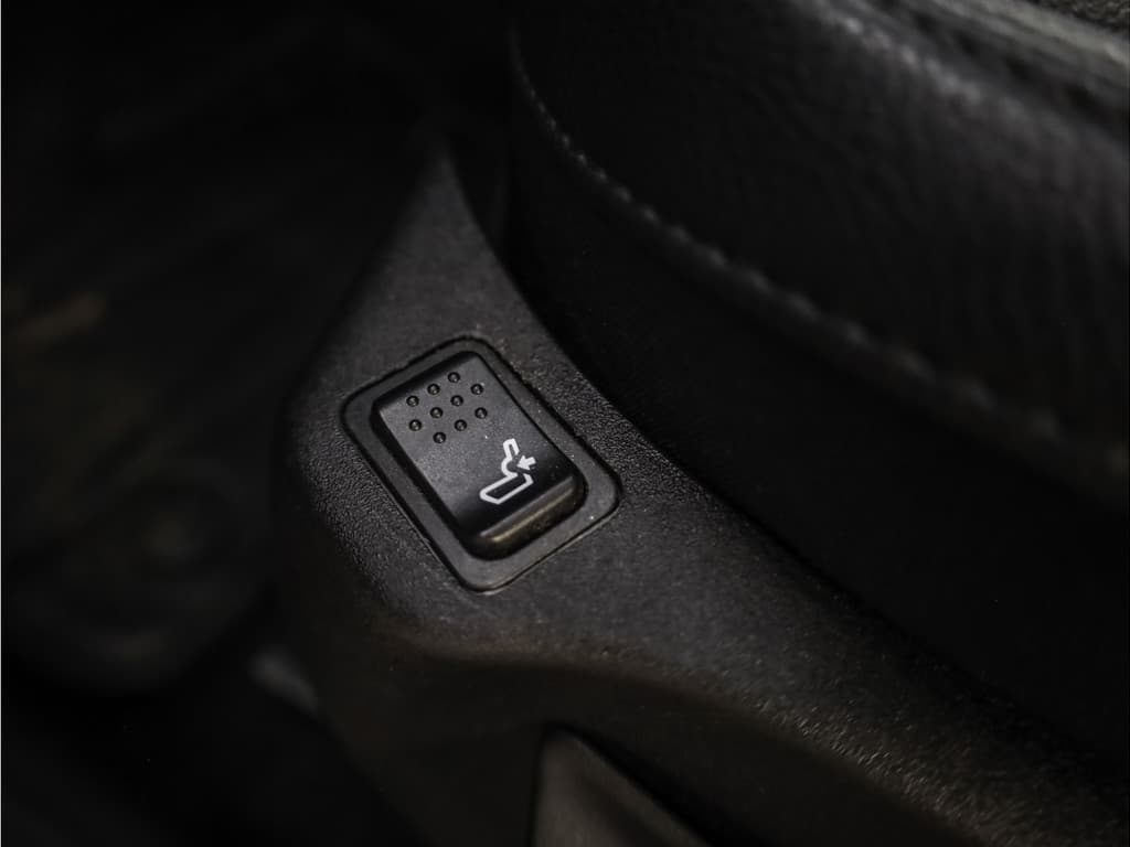 Jeep Compass 4xe 240 Plug-in Hybrid Upland thumbnail 34