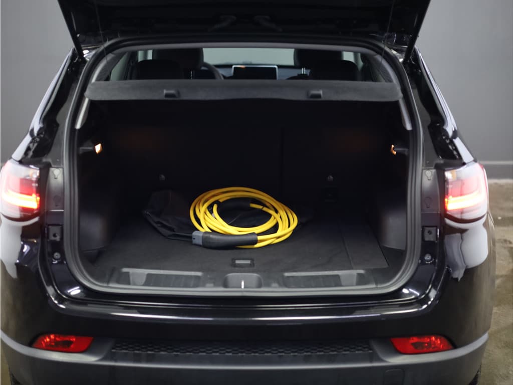 Jeep Compass 4xe 240 Plug-in Hybrid Upland thumbnail 8