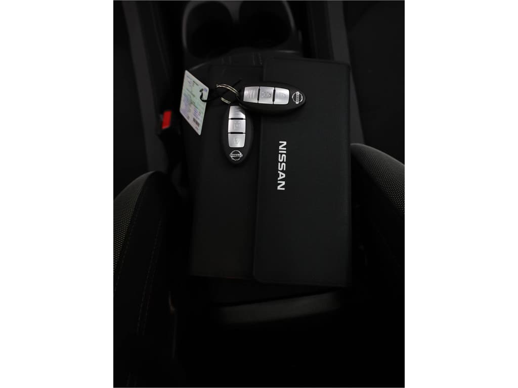 Nissan QASHQAI 1.2 N-Connecta thumbnail 11