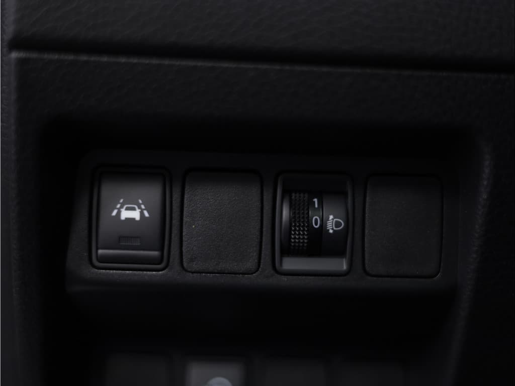 Nissan QASHQAI 1.2 N-Connecta thumbnail 25