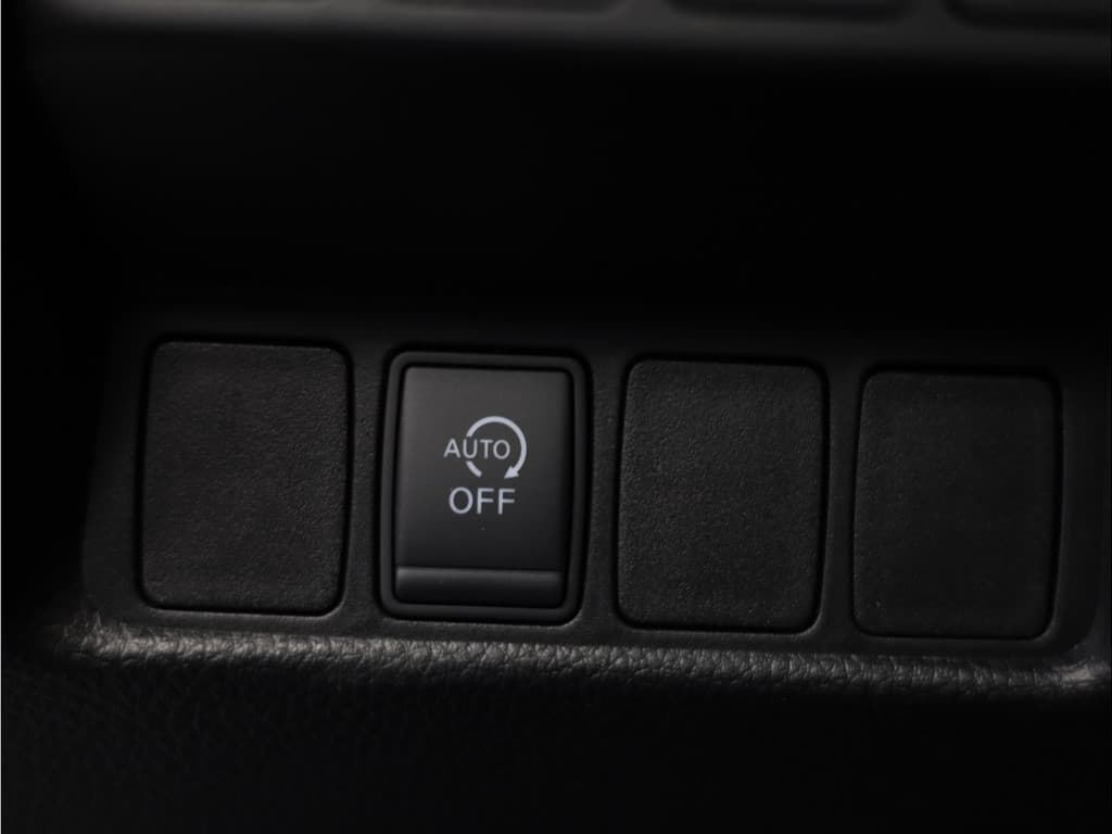 Nissan QASHQAI 1.2 N-Connecta thumbnail 26