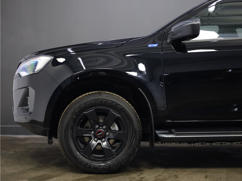 Isuzu D-max EV EXTENDED CAB 4WD LSX AT thumbnail 24