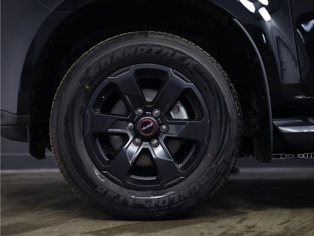 Isuzu D-max EV EXTENDED CAB 4WD LSX AT thumbnail 25