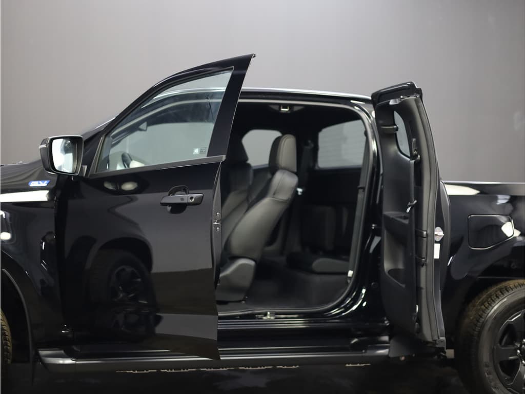 Isuzu D-max EV EXTENDED CAB 4WD LSX AT thumbnail 30