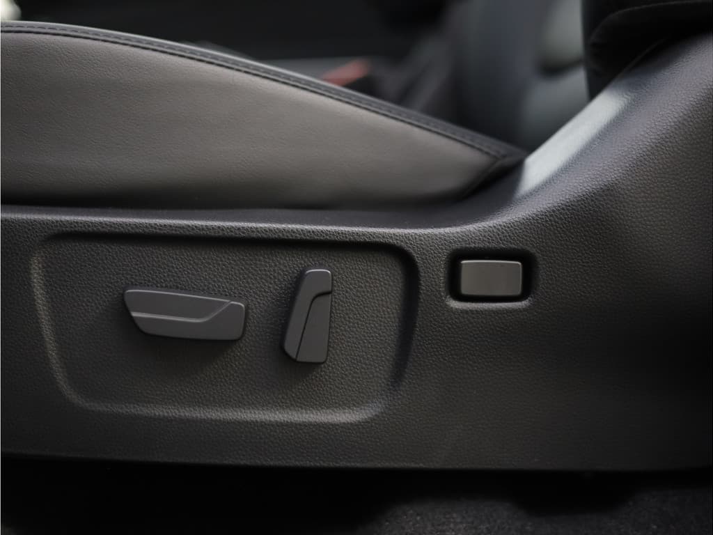 Isuzu D-max EV EXTENDED CAB 4WD LSX AT thumbnail 34