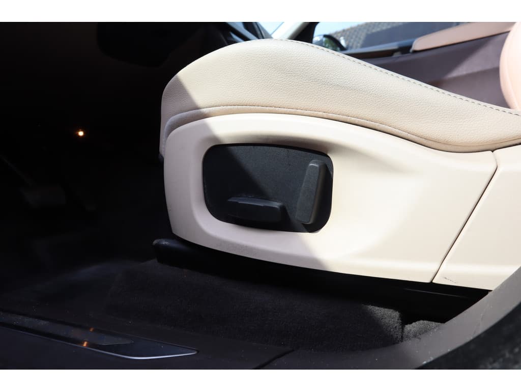 Jaguar F-Pace 3.0 Portfolio AWD 30d Navigatie thumbnail 29