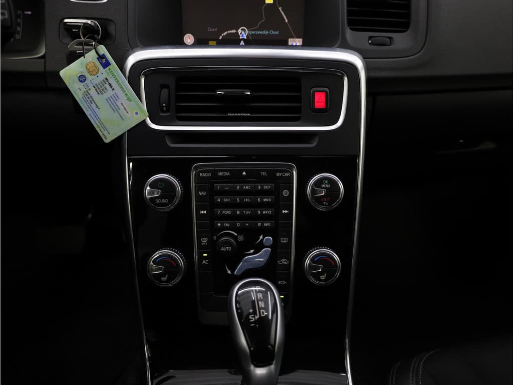 Volvo V60 1.5 T3 Nordic+ thumbnail 9