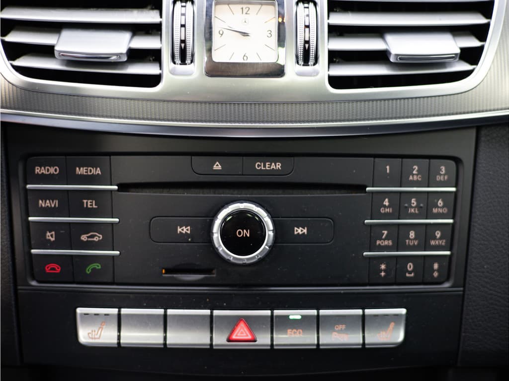 Mercedes-Benz E-Klasse 220 BlueTEC Lease Edition thumbnail 29