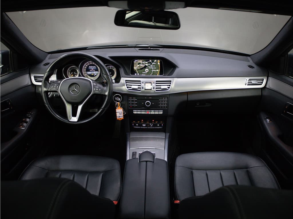 Mercedes-Benz E-Klasse 220 BlueTEC Lease Edition thumbnail 7