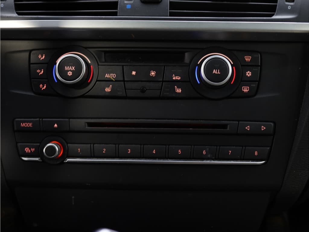 BMW X3 xDrive20d High Executive thumbnail 28