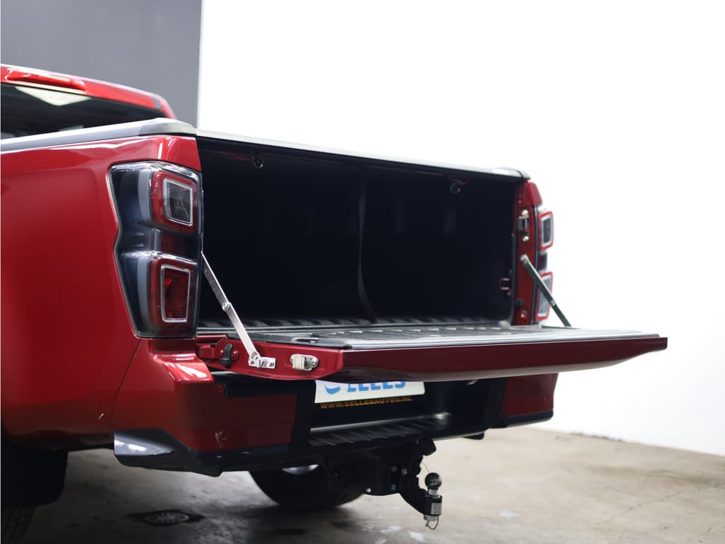 Isuzu D-max LSX 4WD Extended Cab thumbnail 12