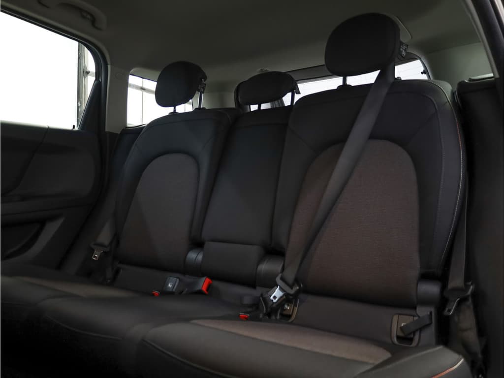 MINI Countryman 1.5 Cooper Business Edition thumbnail 13