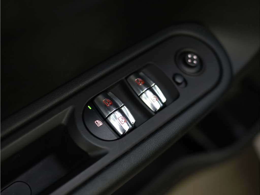 MINI Countryman 1.5 Cooper Business Edition thumbnail 20