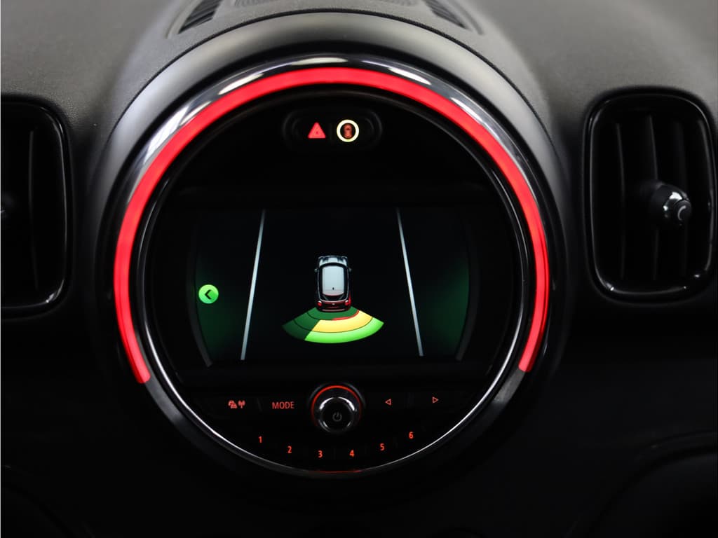 MINI Countryman 1.5 Cooper Business Edition thumbnail 24