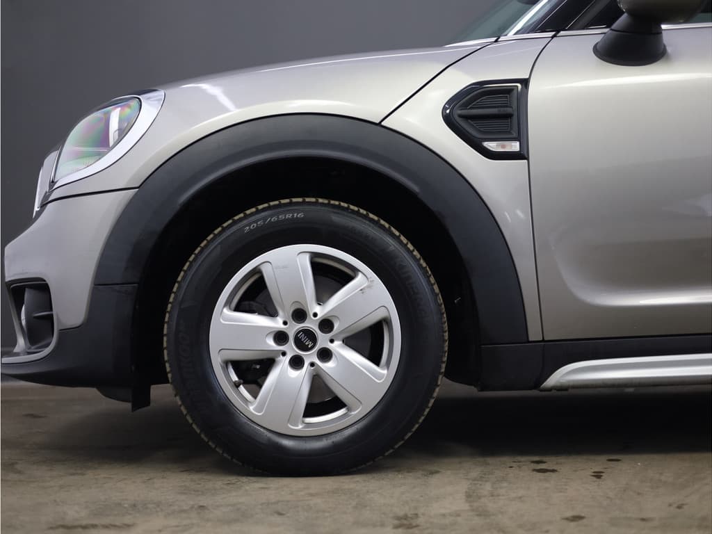 MINI Countryman 1.5 Cooper Business Edition thumbnail 26