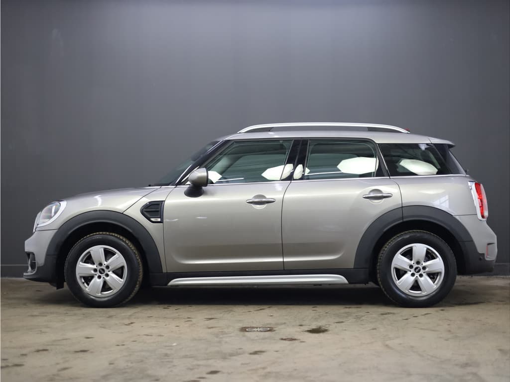 MINI Countryman 1.5 Cooper Business Edition thumbnail 34