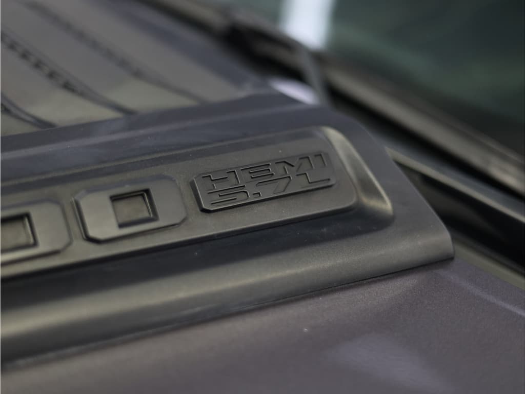 Dodge Ram 1500 5.7 V8 4x4 Crew Cab Limited LPG Onderbouw thumbnail 18