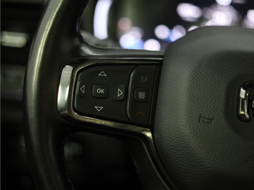 Dodge Ram 1500 5.7 V8 4x4 Crew Cab Limited LPG Onderbouw thumbnail 32