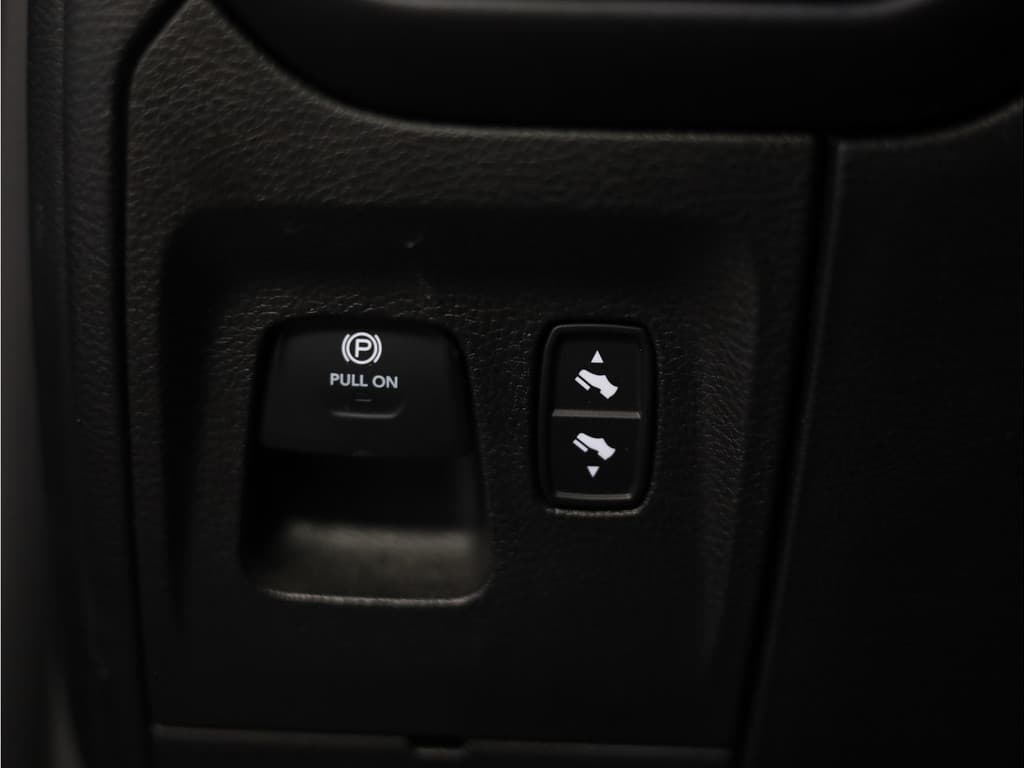 Dodge Ram 1500 5.7 V8 4x4 Crew Cab Limited LPG Onderbouw thumbnail 41