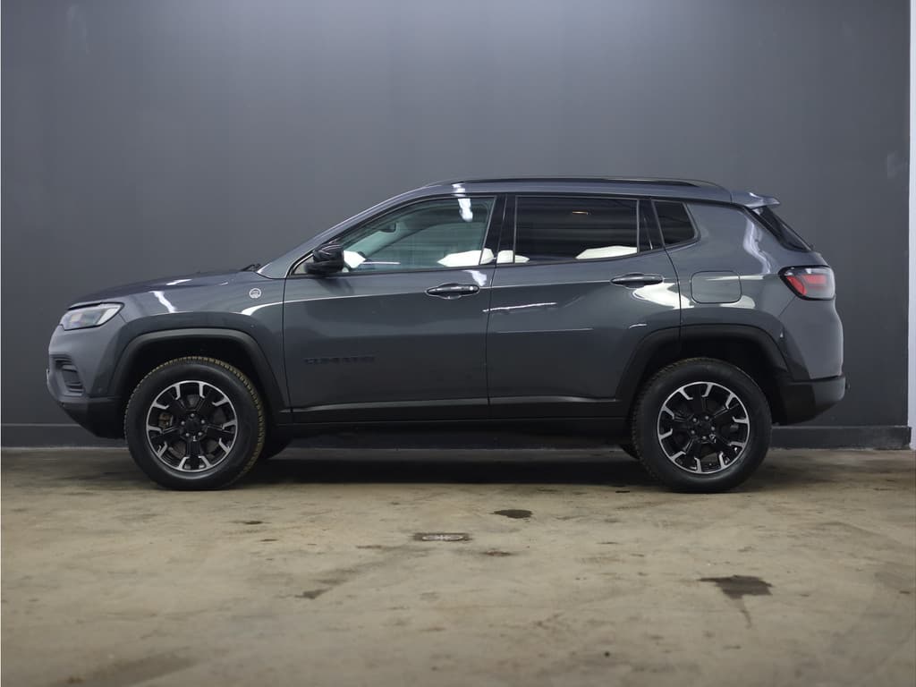 Jeep Compass 4xe 240 Plug-in Hybrid Trailhawk thumbnail 17