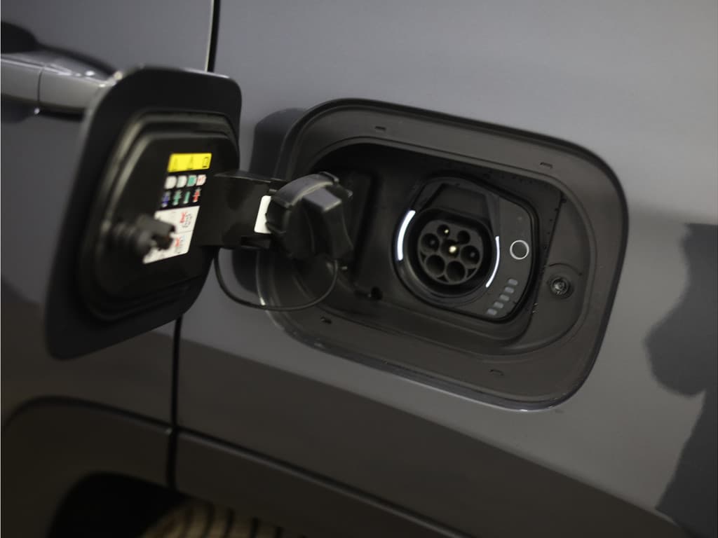 Jeep Compass 4xe 240 Plug-in Hybrid Trailhawk thumbnail 23