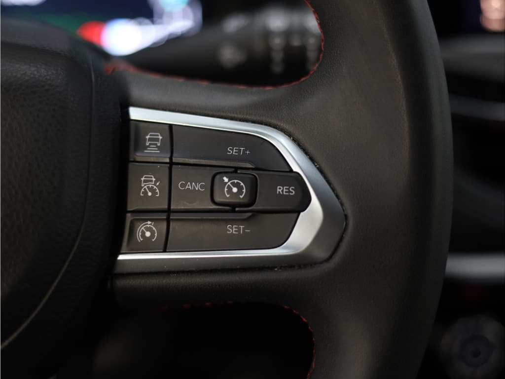 Jeep Compass 4xe 240 Plug-in Hybrid Trailhawk thumbnail 26