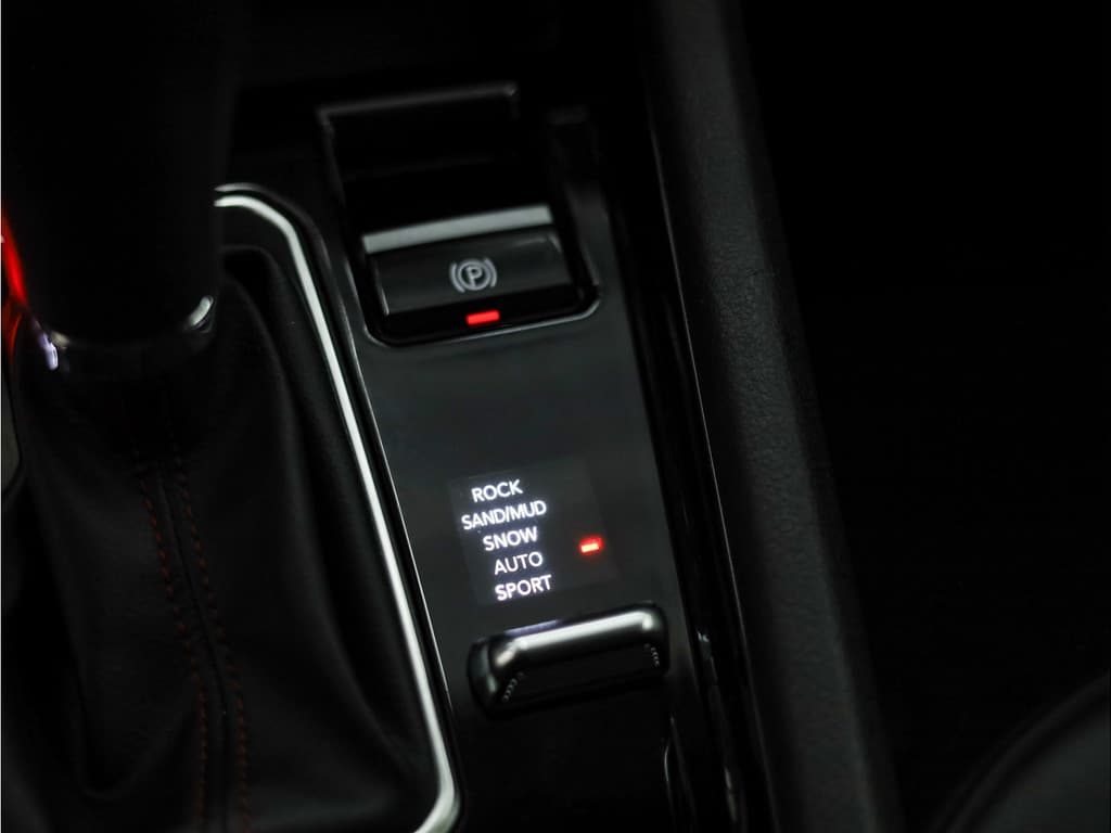 Jeep Compass 4xe 240 Plug-in Hybrid Trailhawk thumbnail 28